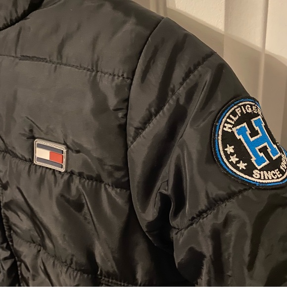 Tommy Hilfiger Boy’s Winter Jacket Size 4 - Picture 2 of 8